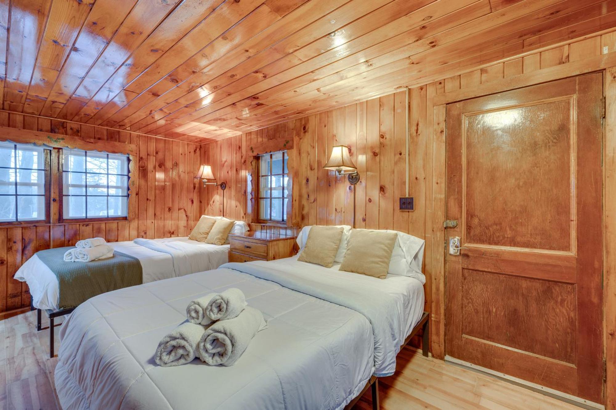 Cozy Laconia Studio With Pool Access - 2 Mi To Lake! Διαμέρισμα Εξωτερικό φωτογραφία