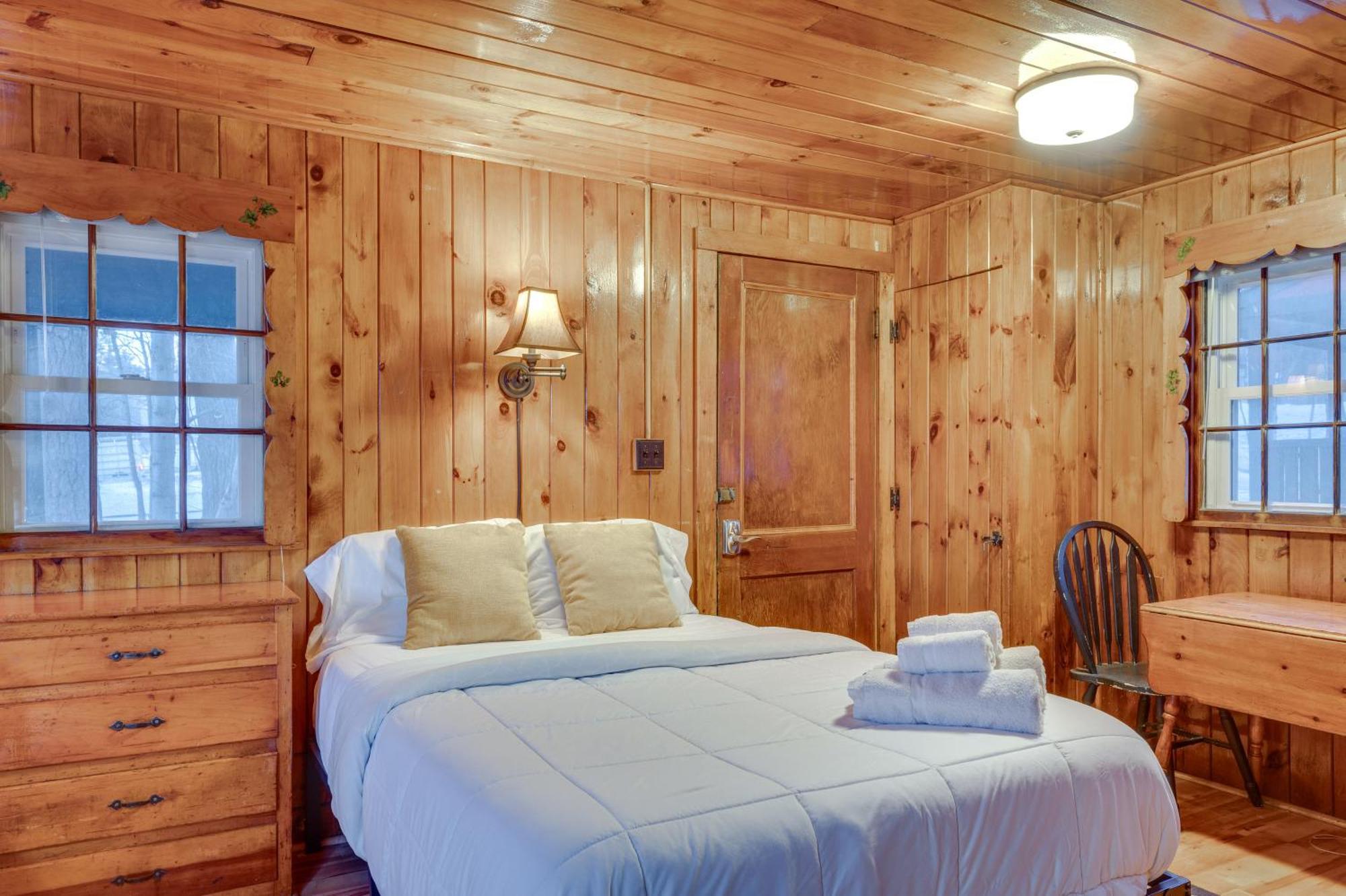 Cozy Laconia Studio With Pool Access - 2 Mi To Lake! Διαμέρισμα Εξωτερικό φωτογραφία