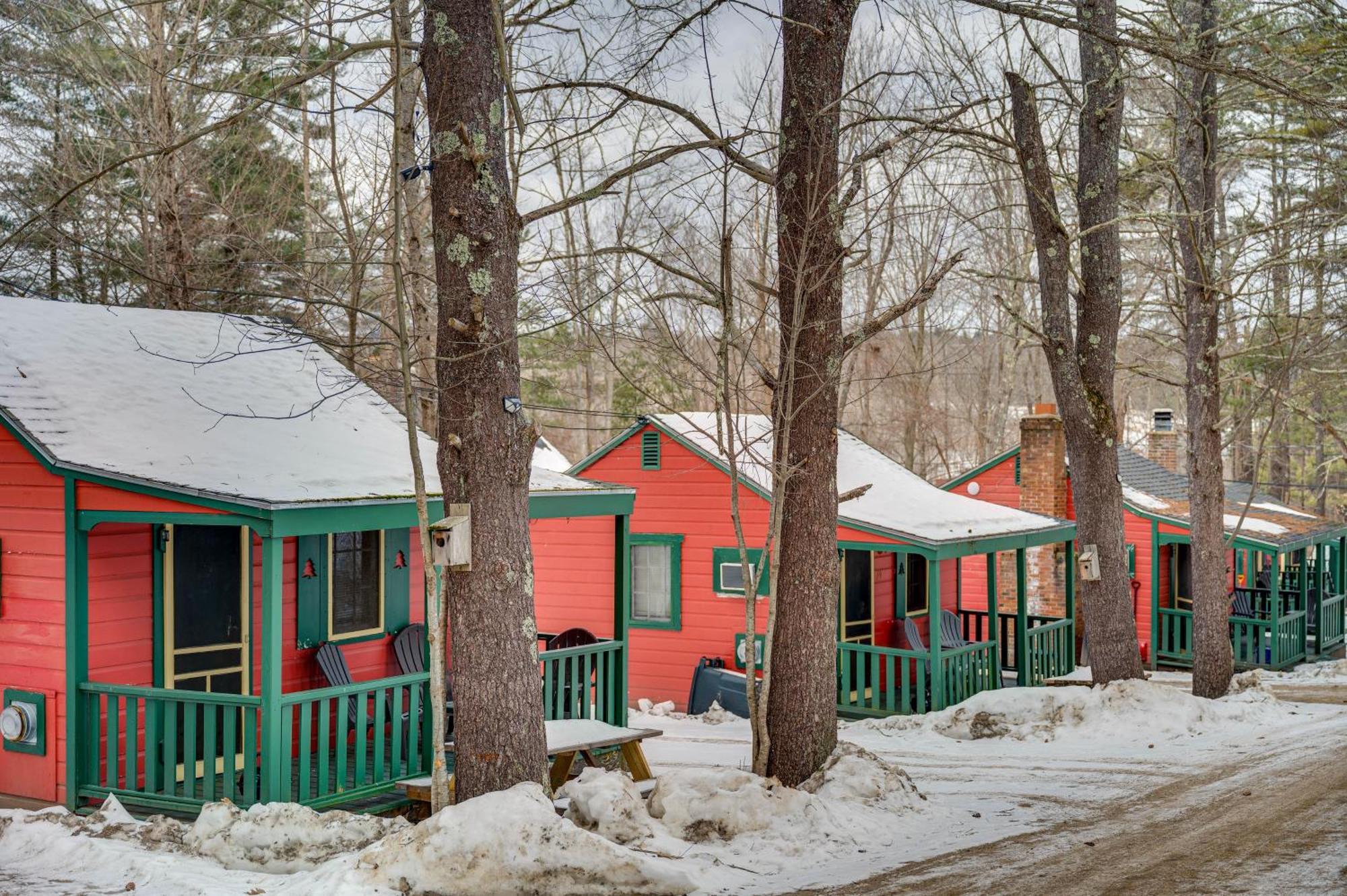 Cozy Laconia Studio With Pool Access - 2 Mi To Lake! Διαμέρισμα Εξωτερικό φωτογραφία