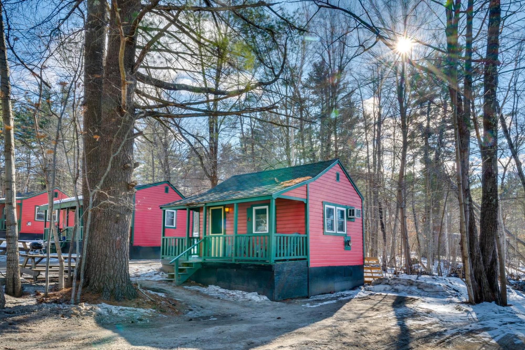 Cozy Laconia Studio With Pool Access - 2 Mi To Lake! Διαμέρισμα Εξωτερικό φωτογραφία