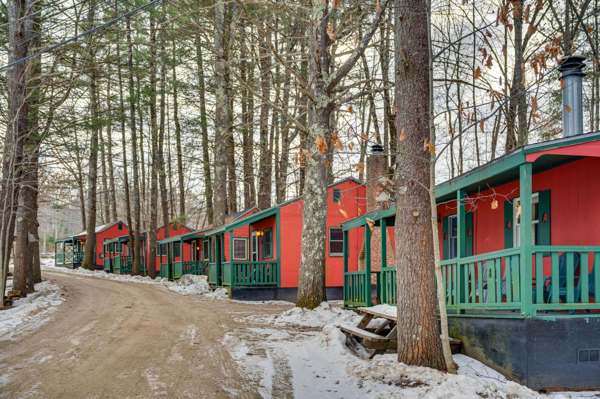 Cozy Laconia Studio With Pool Access - 2 Mi To Lake! Διαμέρισμα Εξωτερικό φωτογραφία