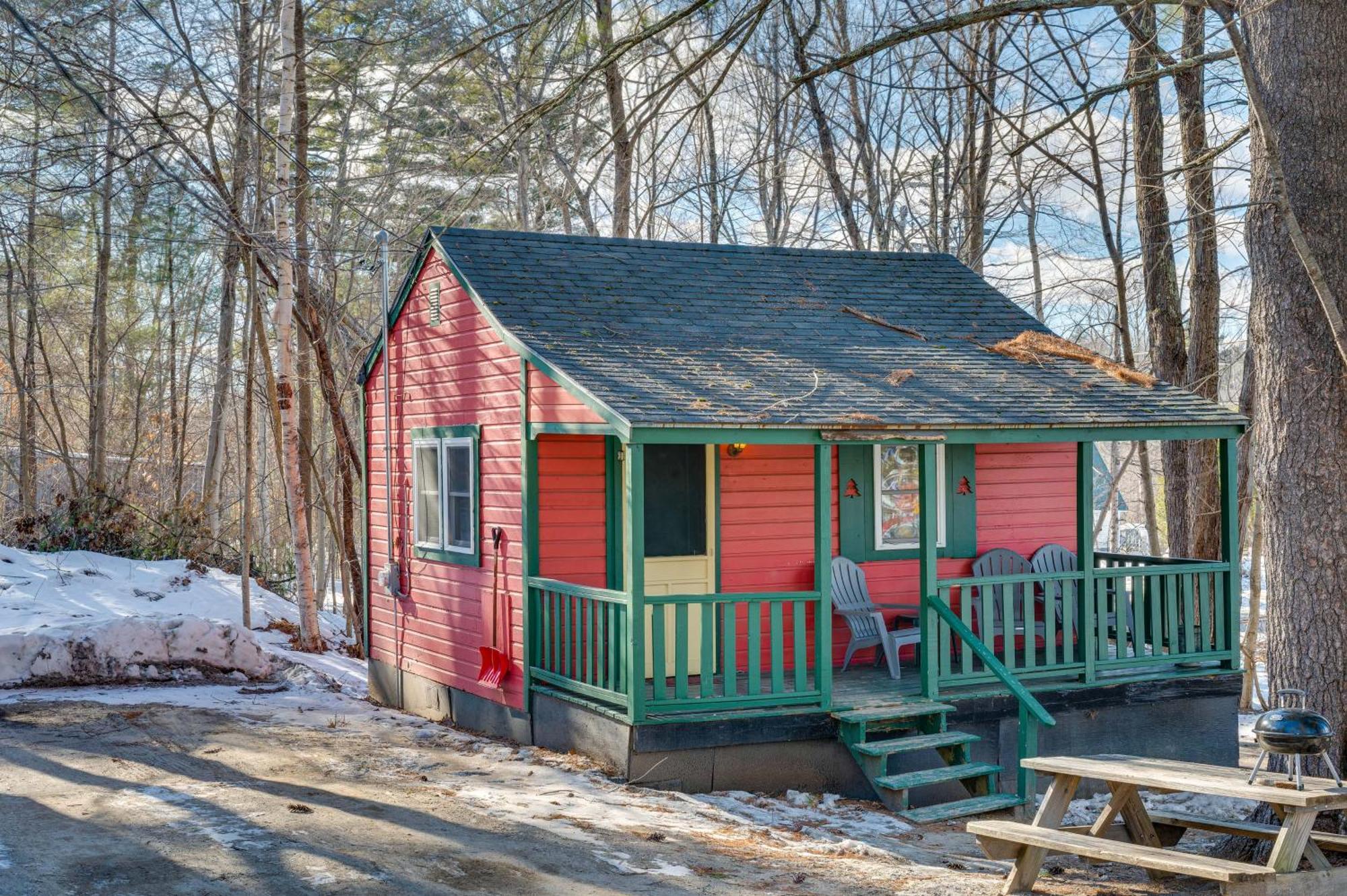 Cozy Laconia Studio With Pool Access - 2 Mi To Lake! Διαμέρισμα Εξωτερικό φωτογραφία